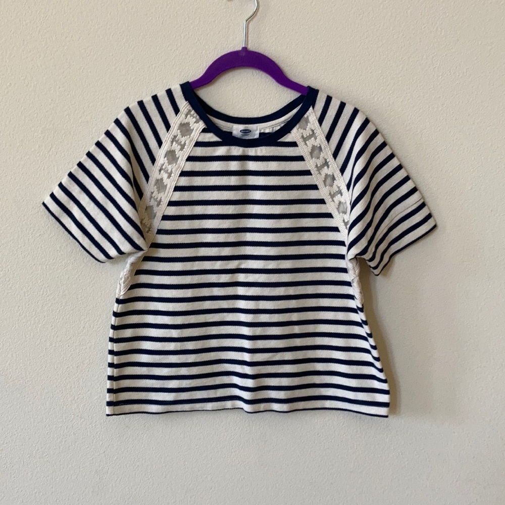 Old Navy Cropped Cotton Top Lace Ivory Navy Stripe